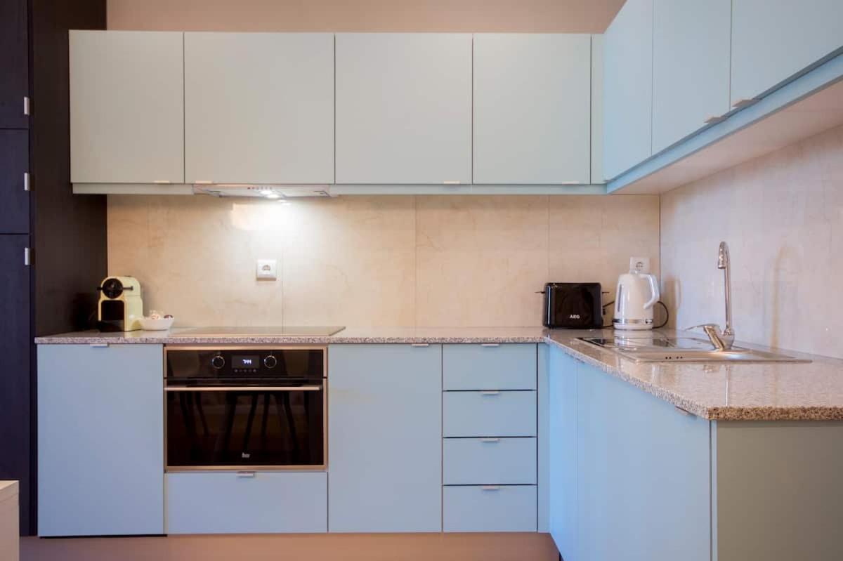 408 Gale Center Apartamento Wi-Fi, Estacionamento Porto Eksteriør billede